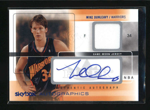 MIKE DUNLEAVY 2004/05 SKYBOX AUTOGRAPHICS GAME JERSEY AUTO #62/65 AB5123