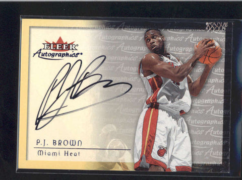 P.J. BROWN 2000/01 FLEER AUTOGRAPHICS ON CARD AUTOGRAPHA UTO AC455